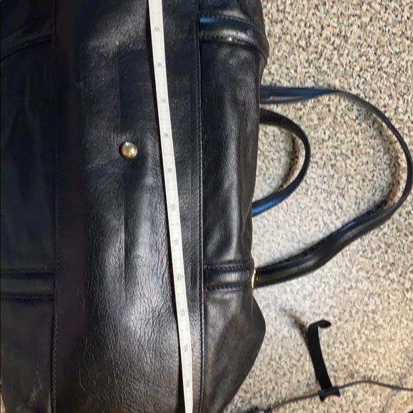 BLK leather Gucci bag - Picture 5 of 5